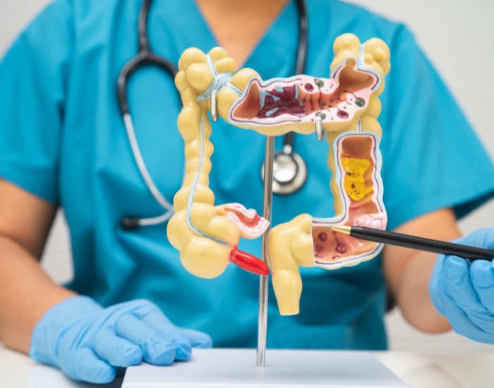 Female gastroenterologist in Willowbrook, Houston with a patient